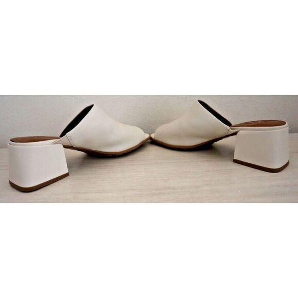 Blondo Women's Sz 9M Bone/Beige Leather Maya Slip-On Heeled Sandal - Picture 8 of 11